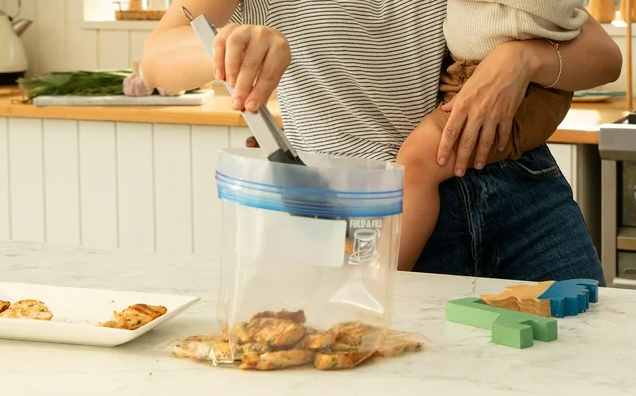 Slider Freezer Bags with Power Shield Technology  to Store & Protect Meals